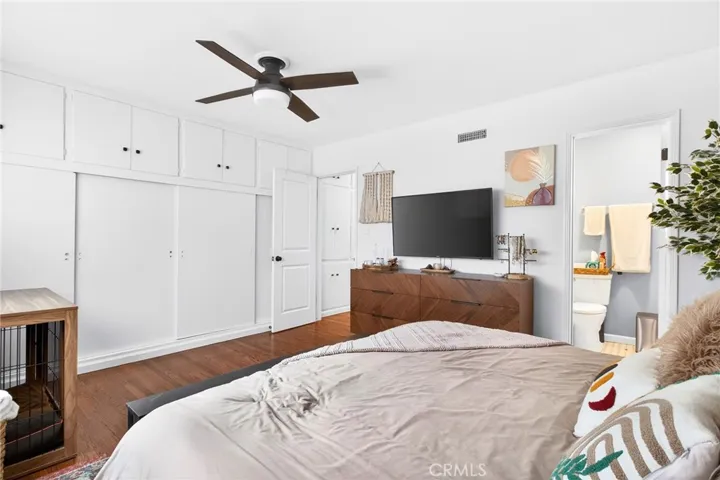 907 E Ocean Boulevard, Long Beach, California 90802