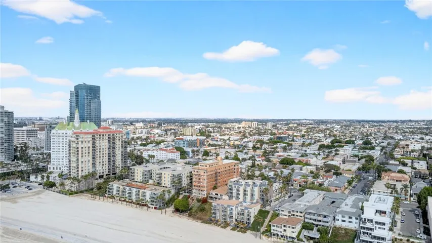 907 E Ocean Boulevard, Long Beach, California 90802