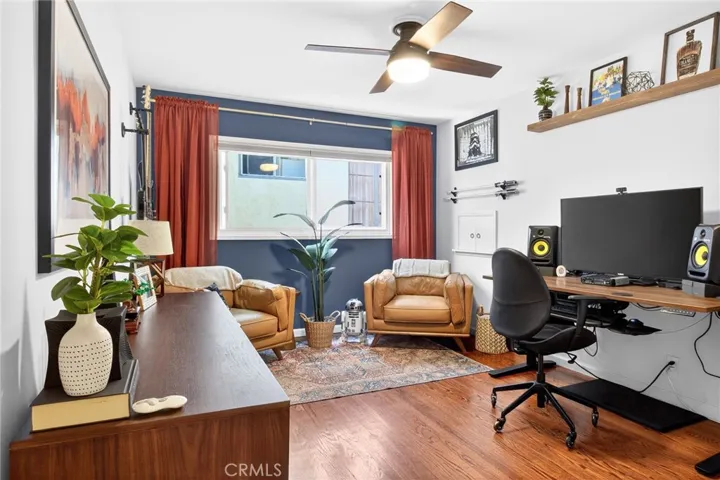 907 E Ocean Boulevard, Long Beach, California 90802