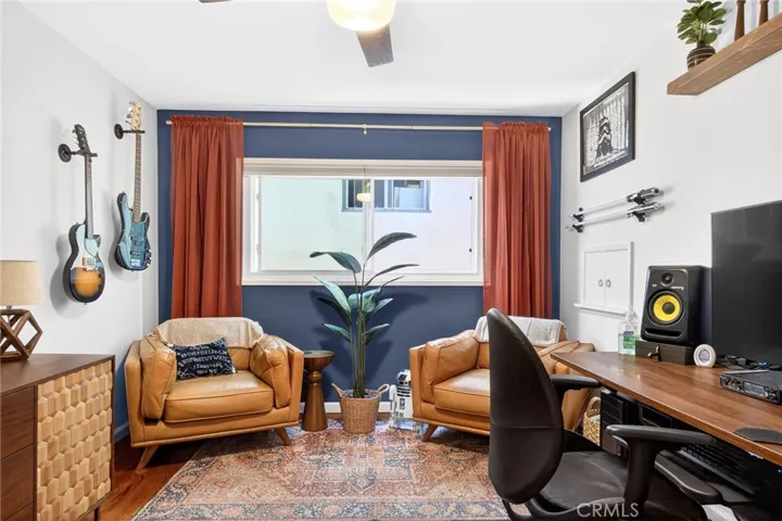 907 E Ocean Boulevard, Long Beach, California 90802