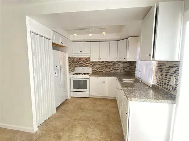 12196 Carnation Lane B, Moreno Valley, California 92557