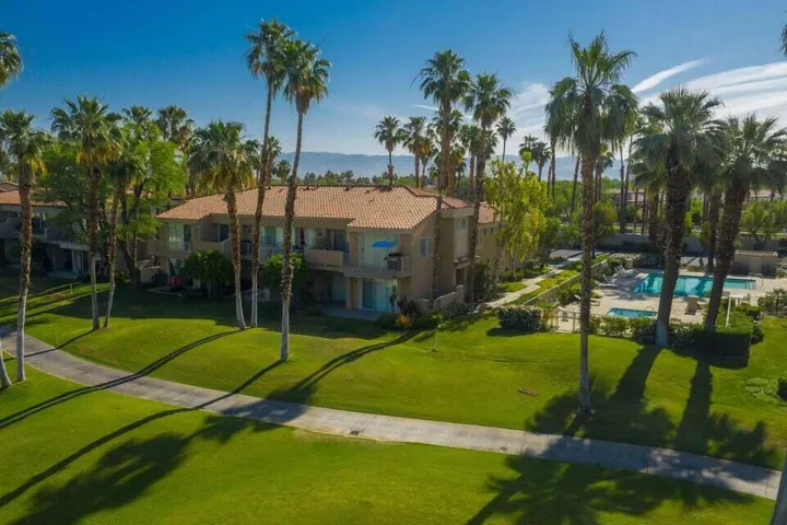 PGA West Near Pool Shot