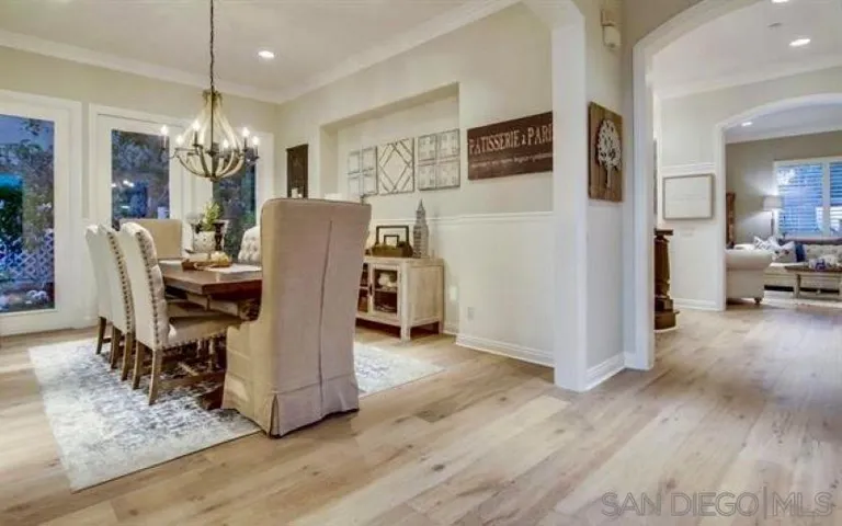 Formal dining room