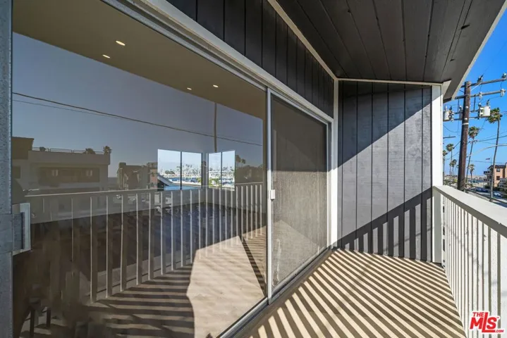 6821 E Ocean Boulevard, Long Beach, California 90803