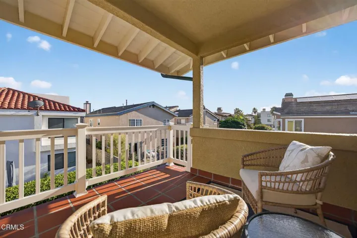39-web-or-mls-UpmarketMedia-5114Mar-110