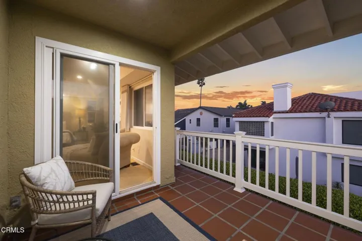 5-web-or-mls-UpmarketMedia-5114Mar-Twi-0