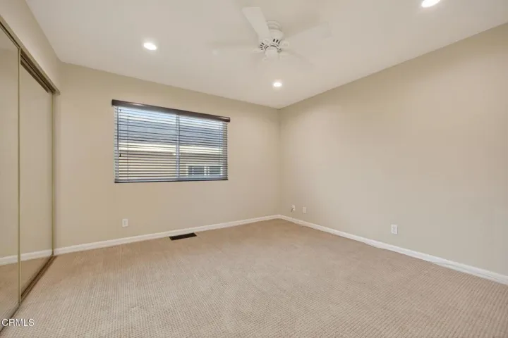 40-web-or-mls-UpmarketMedia-5114Mar-112