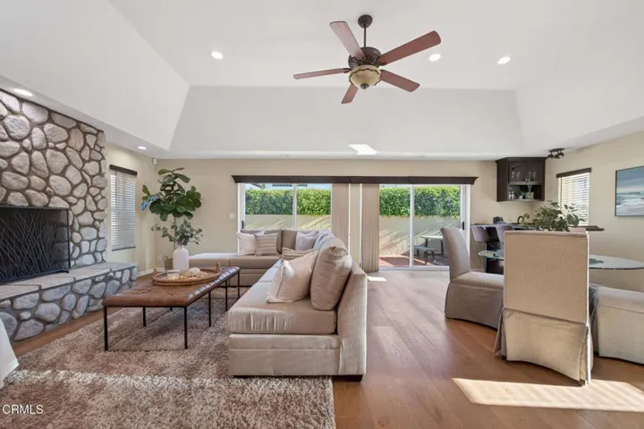 11-web-or-mls-UpmarketMedia-5114Mar-024
