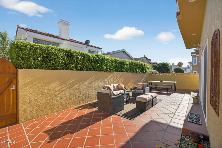 45-web-or-mls-UpmarketMedia-5114Mar-013