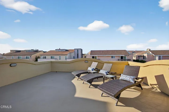48-web-or-mls-UpmarketMedia-5114Mar-127