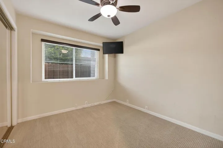31-web-or-mls-UpmarketMedia-5114Mar-061