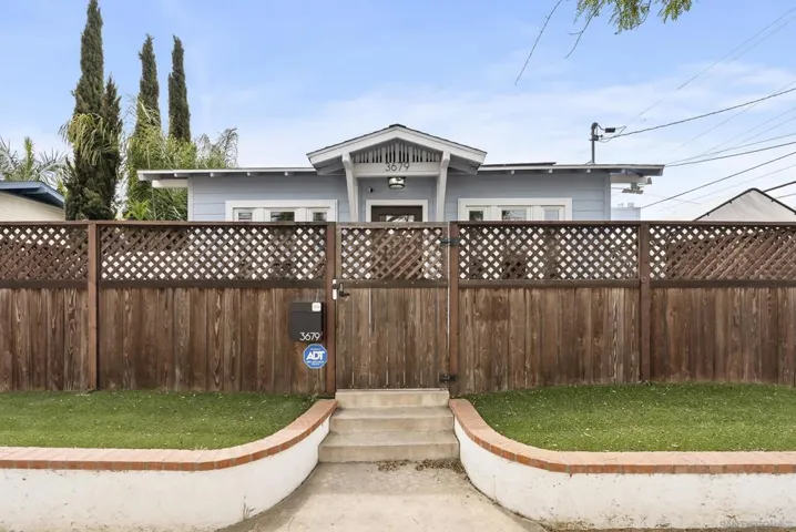 3679 Landis, San Diego, California 92104