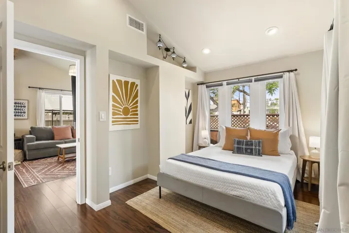 3679 Landis, San Diego, California 92104