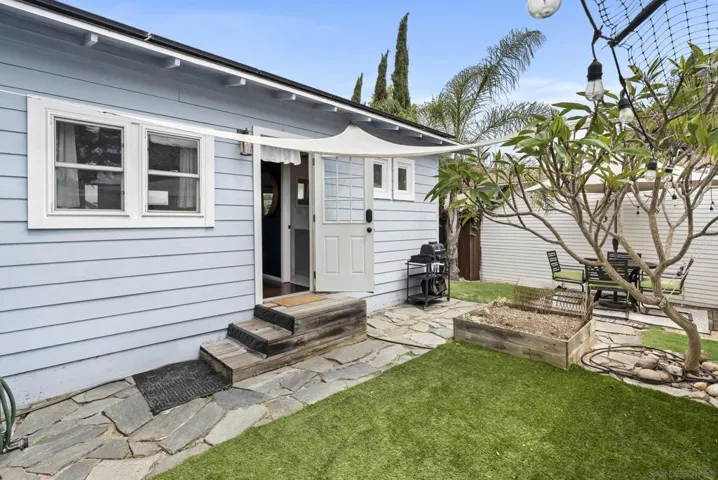 3679 Landis, San Diego, California 92104