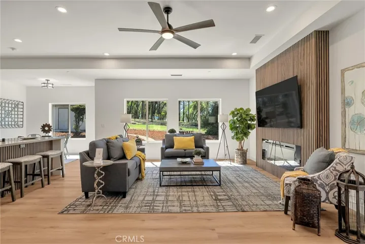 460 Nottingham, Paradise, California 95969