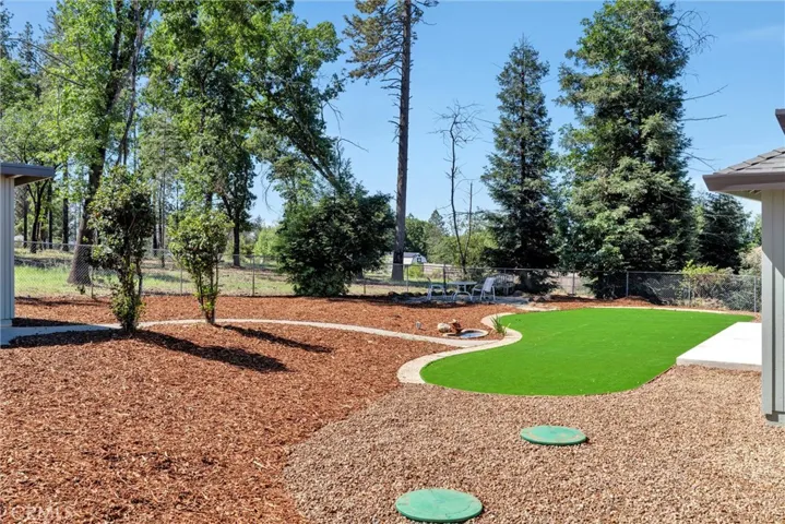 460 Nottingham, Paradise, California 95969