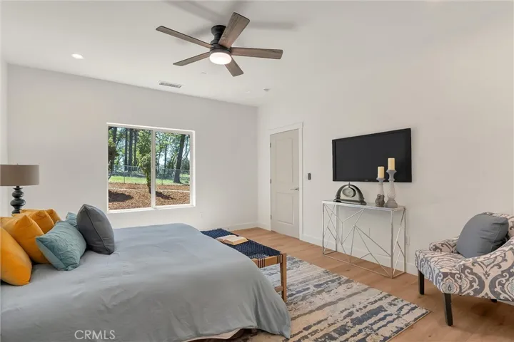 460 Nottingham, Paradise, California 95969