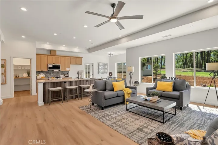 460 Nottingham, Paradise, California 95969