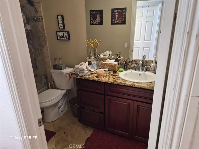 2282 N Smoketree, Rialto, California 92377