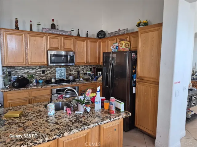 2282 N Smoketree, Rialto, California 92377
