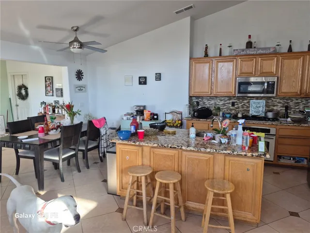 2282 N Smoketree, Rialto, California 92377
