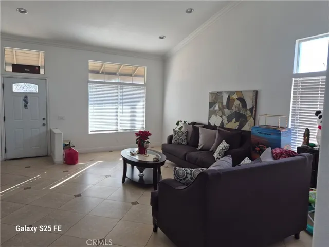 2282 N Smoketree, Rialto, California 92377