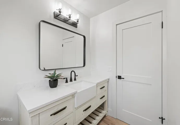 246 Third St Web-11