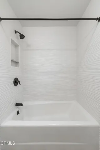 246 Third St Web-12