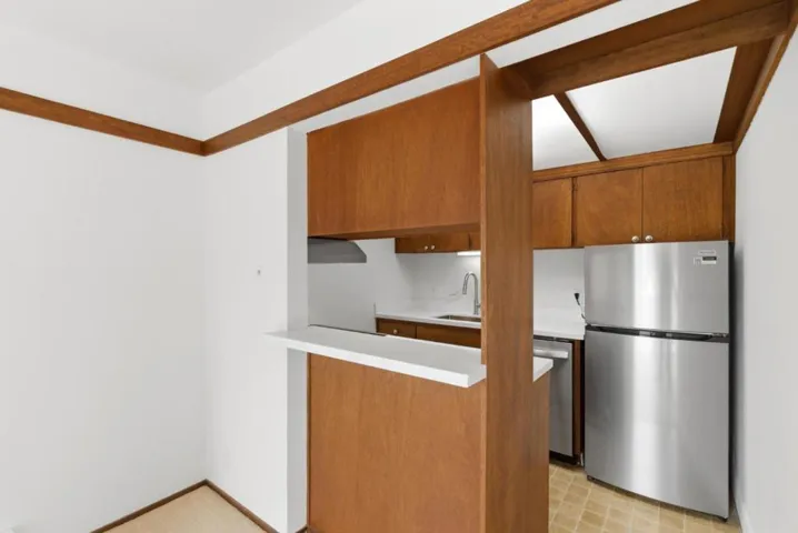 500 W Middlefield Road 41, Mountain View, California 94043