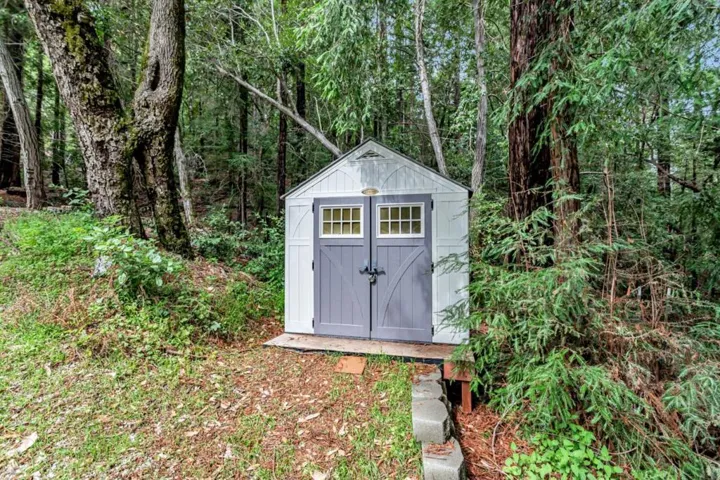 12845 Love Creek Road, Ben Lomond, California 95005