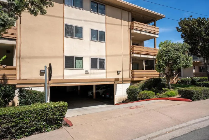 , San Diego, California 92110