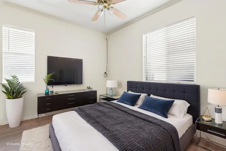 24-web-or-mls-15 virtually staged