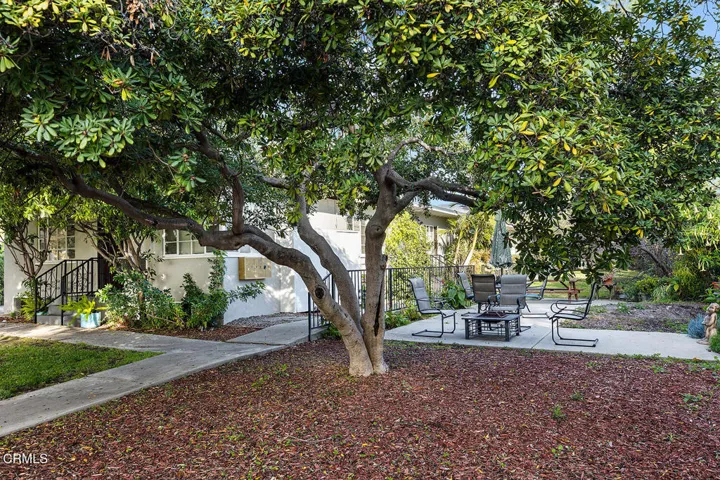 3-1500 Navarro Ave 006-mls