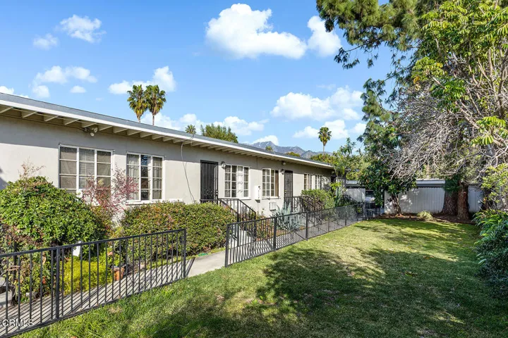 6-1500 Navarro Ave 009-mls
