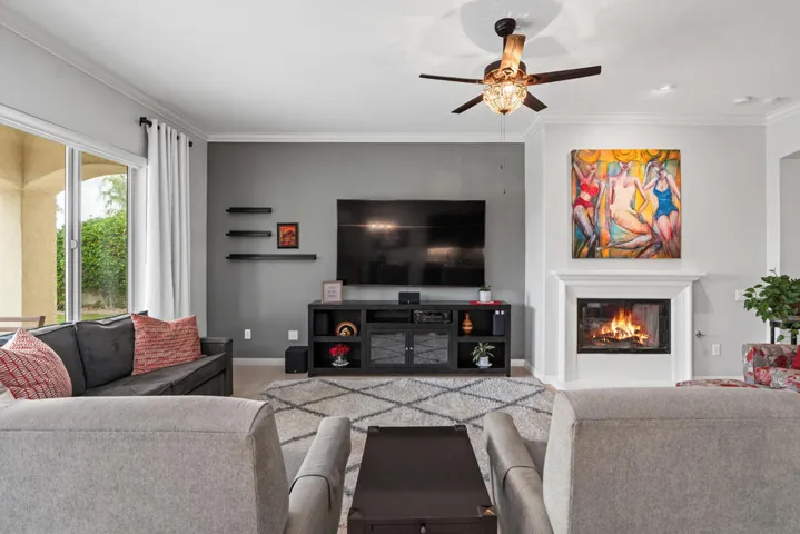 12_12044925_187403_187403-EI-112