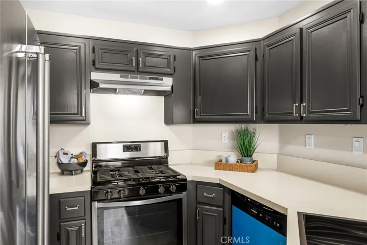 all appliances included