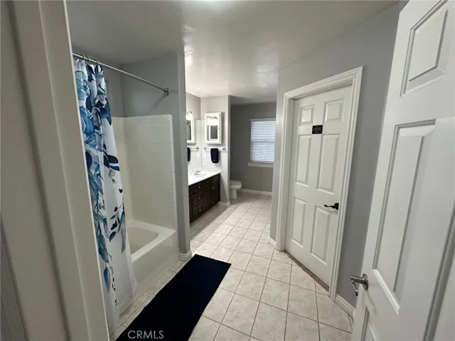 Master bathroom with walkin closet