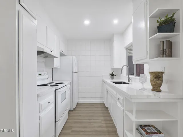175 W Bowling Green, Port Hueneme -HsHPr