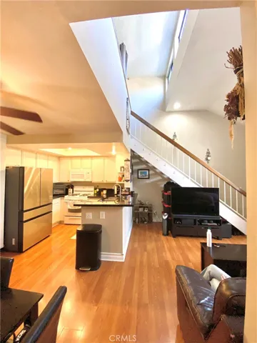 This is what you can see from the hallway.