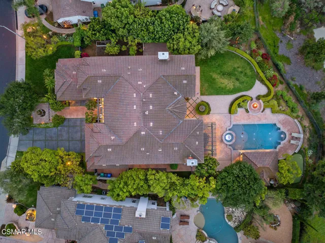 7379 Zaharias Ct Moorpark CA-large-115-1