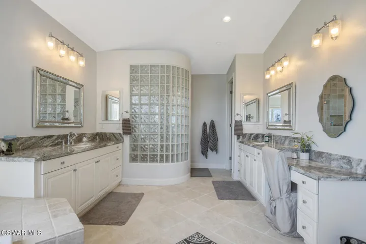 7379 Zaharias Ct Moorpark CA-large-052-1