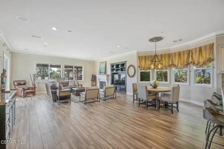 7379 Zaharias Ct Moorpark CA-large-021-0