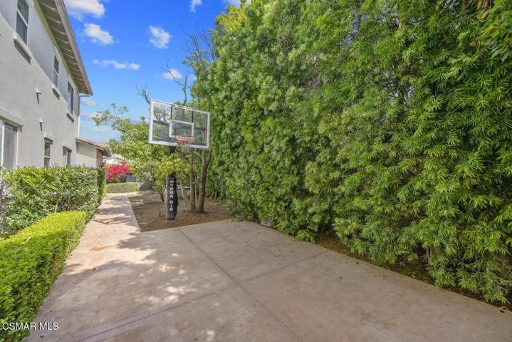 7379 Zaharias Ct Moorpark CA-large-087-0