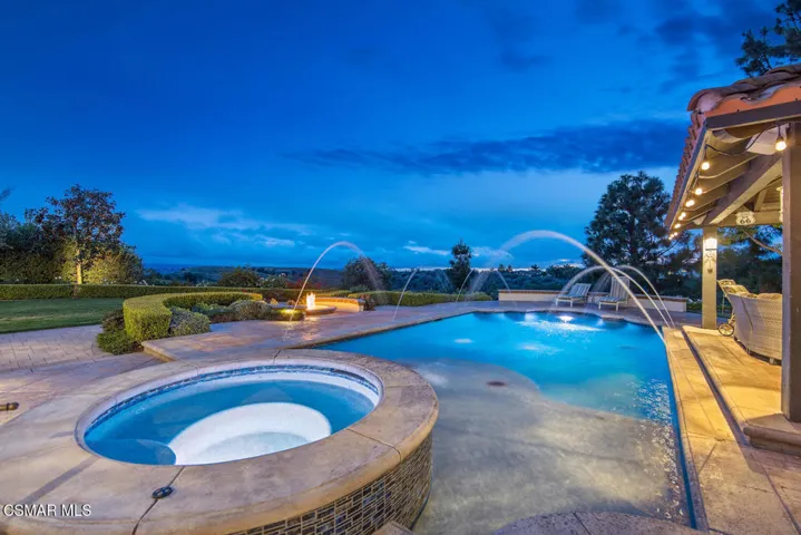 7379 Zaharias Ct Moorpark CA-large-099-1