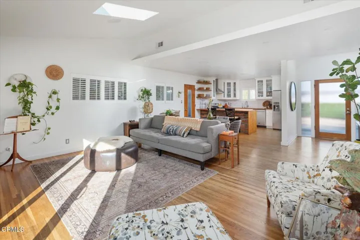 13-Living Room