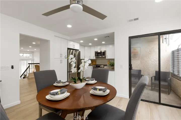 Family eating area off the kitchen