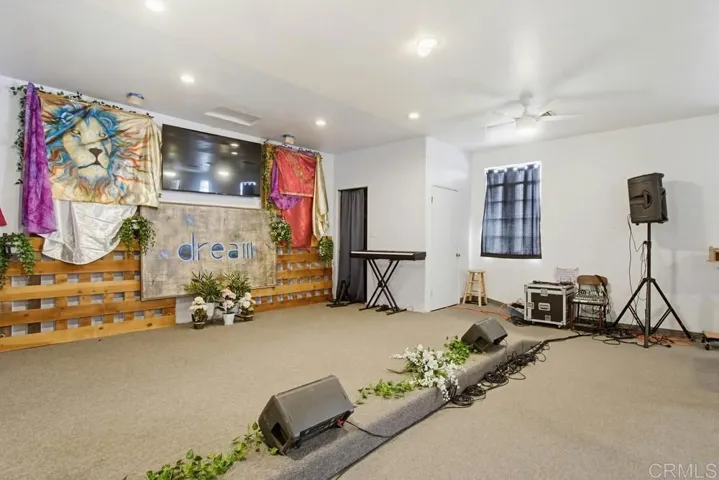 530 11th Street, Ramona, California 92065