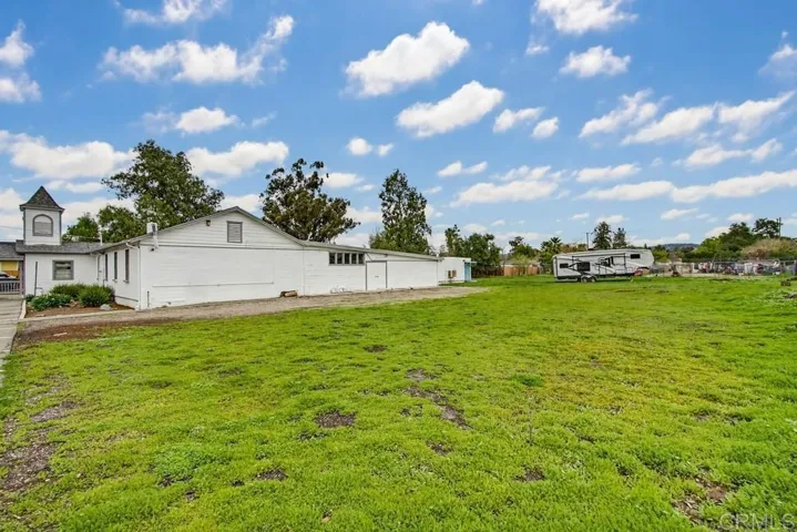 530 11th Street, Ramona, California 92065