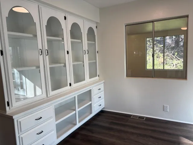 Built-In Hutch