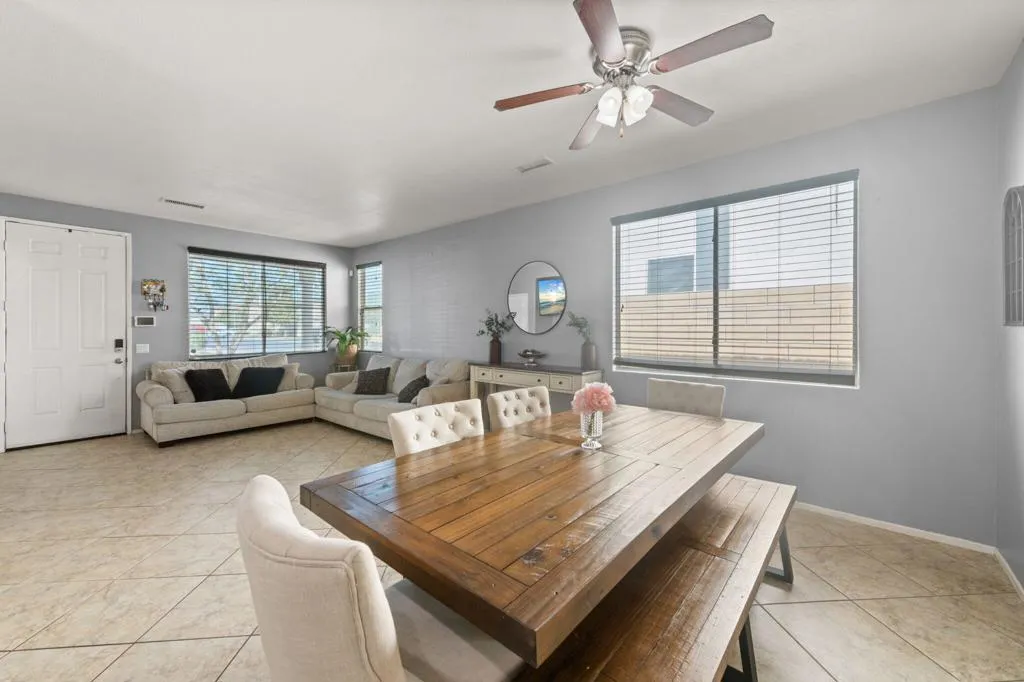 9-web-or-mls-09_46450_Calle_Raphael9